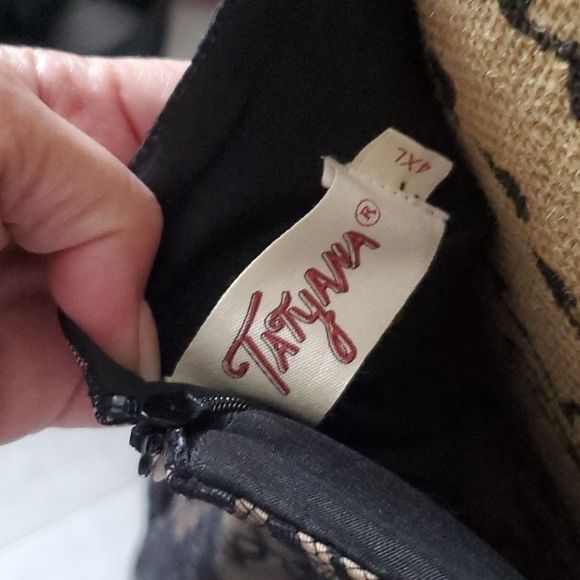 Black lace lbd Tatyana 4xl dress - Picture 4 of 4